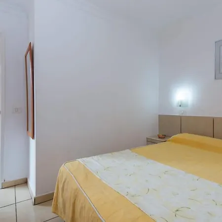 Sur Y Sol 16 - Two Bed Apartment Los Cristianos (Tenerife)